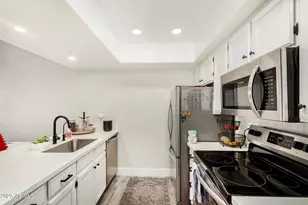 633 W Southern Ave, Tempe, AZ 85282 - Photo 9