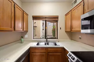 10301 N 70th St, Paradise Valley, AZ 85253 - Photo 5