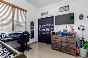 10625 W Harmony Ln, Peoria, AZ 85382 - Photo 31