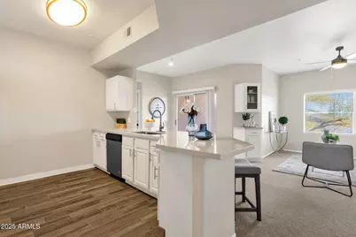 13700 N Fountain Hills Boulevard #301, Fountain Hills, AZ 85268 - Photo 5