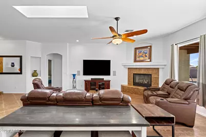 24909 W Red Robin Drive, Wittmann, AZ 85361 - Photo 15