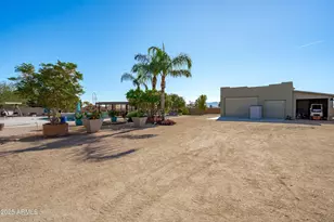 24909 W Red Robin Dr, Wittmann, AZ 85361 - Photo 39