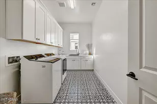 9407 S 13th Way, Phoenix, AZ 85042 - Photo 25