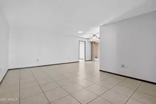 17211 N Pinion Ln, Sun City, AZ 85373 - Photo 17