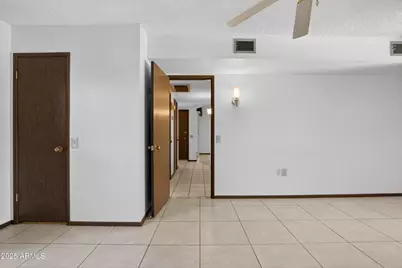 17211 N Pinion Lane, Sun City, AZ 85373 - Photo 23