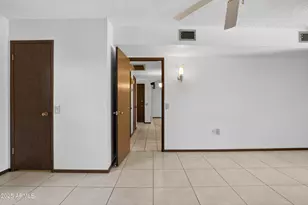 17211 N Pinion Ln, Sun City, AZ 85373 - Photo 23