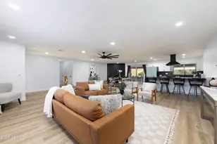 5728 E Sharon Dr, Scottsdale, AZ 85254 - Photo 11