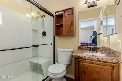 6925 W Sunnyslope Lane, Peoria, AZ 85345 - Photo 17