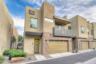 901 S Smith Rd, Tempe, AZ 85281 - Photo 1