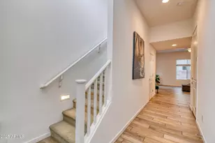 901 S Smith Rd, Tempe, AZ 85281 - Photo 3