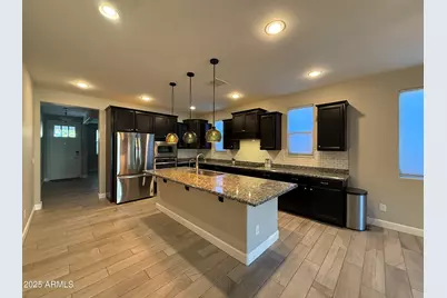 10519 E Corbin Avenue, Mesa, AZ 85212 - Photo 5