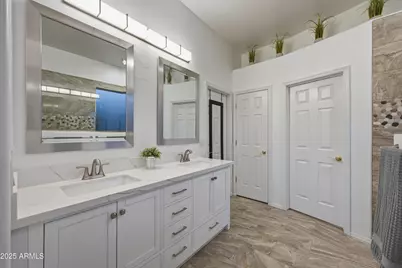 9747 E Greenway Street, Mesa, AZ 85207 - Photo 5