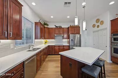 9747 E Greenway Street, Mesa, AZ 85207 - Photo 3