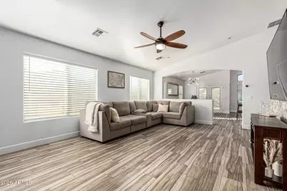 3040 S 257th Drive, Buckeye, AZ 85326 - Photo 5