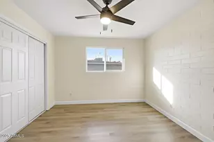 4832 E Willetta St, Phoenix, AZ 85008 - Photo 59