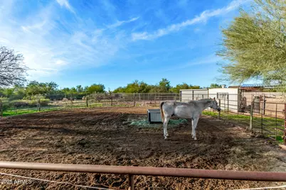 164 N Wickiup Road, Apache Junction, AZ 85119 - Photo 5