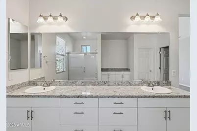 2251 S Osborn Lane, Gilbert, AZ 85295 - Photo 33