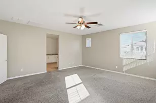 2251 S Osborn Ln, Gilbert, AZ 85295 - Photo 19