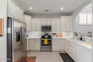 23821 S Harmony Way, Sun Lakes, AZ 85248 - Photo 9