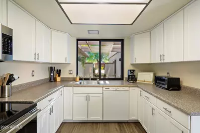7718 E Vista Drive, Scottsdale, AZ 85250 - Photo 5