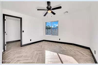 6017 W Colter Street, Glendale, AZ 85301 - Photo 17