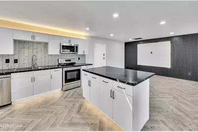 6017 W Colter Street, Glendale, AZ 85301 - Photo 11