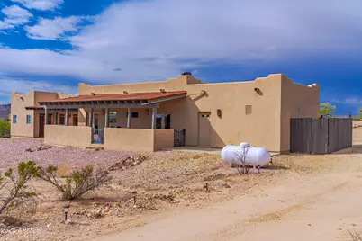 35915 S Joshua Place, Wickenburg, AZ 85390 - Photo 23