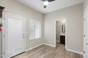 3010 N 37th St, Phoenix, AZ 85018 - Photo 7