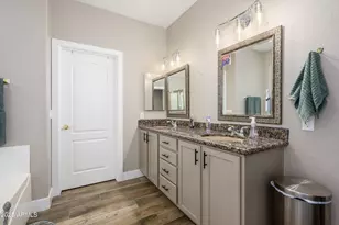 29986 N Little Leaf Dr, San Tan Valley, AZ 85143 - Photo 13