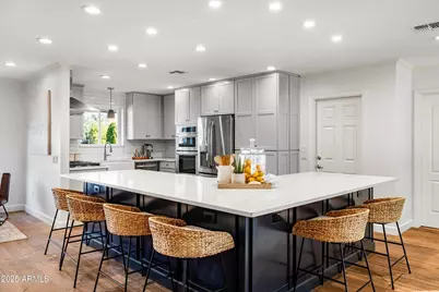 4826 N 34th Place, Phoenix, AZ 85018 - Photo 5