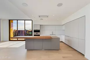 4849 N Camelback Rdg Dr, Scottsdale, AZ 85251 - Photo 17