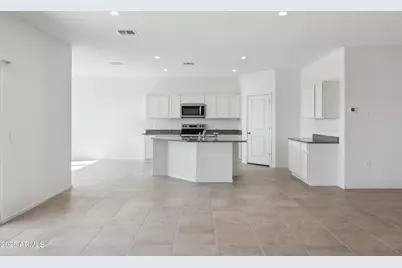 175 S Almoner Lane S, Casa Grande, AZ 85122 - Photo 7