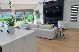 8989 N Gainey Center Dr, Scottsdale, AZ 85258 - Photo 5