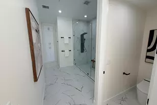 8989 N Gainey Center Dr, Scottsdale, AZ 85258 - Photo 39