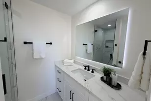 8989 N Gainey Center Dr, Scottsdale, AZ 85258 - Photo 79