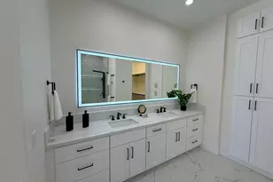 8989 N Gainey Center Dr, Scottsdale, AZ 85258 - Photo 61