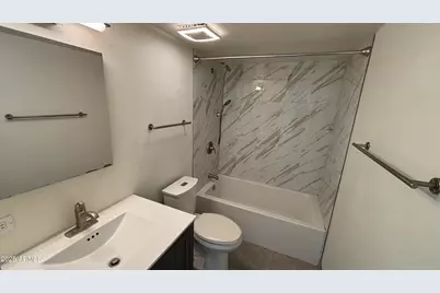 3626 N 37th Street #21, Phoenix, AZ 85018 - Photo 7