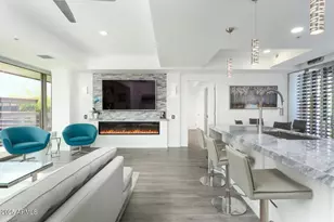 7147 E Rancho Vista Dr, Scottsdale, AZ 85251 - Photo 1