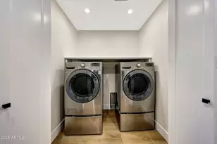 3526 N 85th St, Scottsdale, AZ 85251 - Photo 25