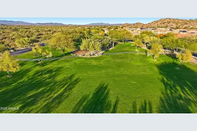 10332 W Buckhorn Trail, Peoria, AZ 85383 - Photo 63