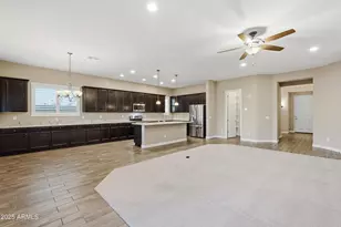 10332 W Buckhorn Trail, Peoria, AZ 85383 - Photo 19