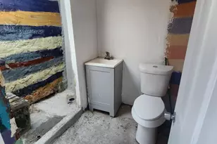 1807 N 38th Dr, Phoenix, AZ 85009 - Photo 3