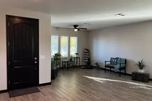 10605 W Catalina Dr, Avondale, AZ 85392 - Photo 5