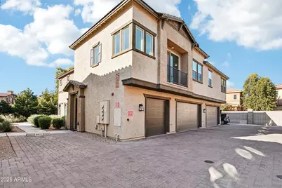 14870 W Encanto Boulevard #2075, Goodyear, AZ 85395 - Photo 1