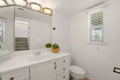 8502 N Central Avenue #5, Phoenix, AZ 85020 - Photo 7