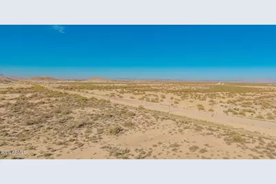 3560 W Tollan Drive #7, Eloy, AZ 85131 - Photo 13