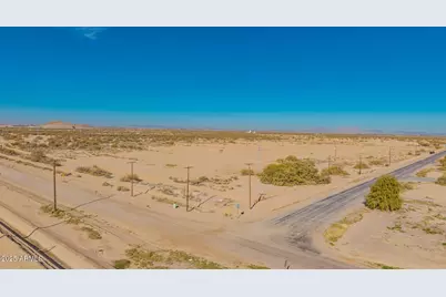 3560 W Tollan Drive #7, Eloy, AZ 85131 - Photo 3