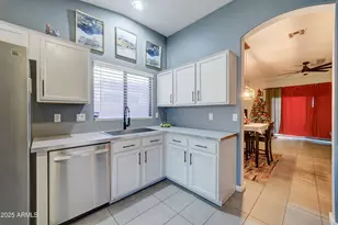 5515 S 15th Way, Phoenix, AZ 85040 - Photo 9