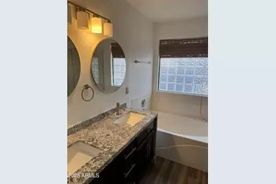 4136 S 249th Drive, Buckeye, AZ 85326 - Photo 11