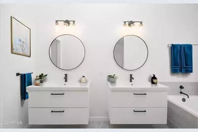 11532 W Clover Way, Avondale, AZ 85392 - Photo 13